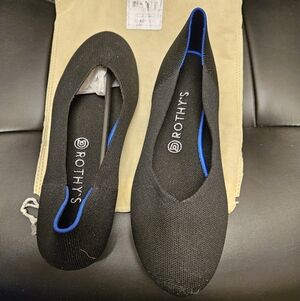 Rothy's Women's Black and Blue Flats